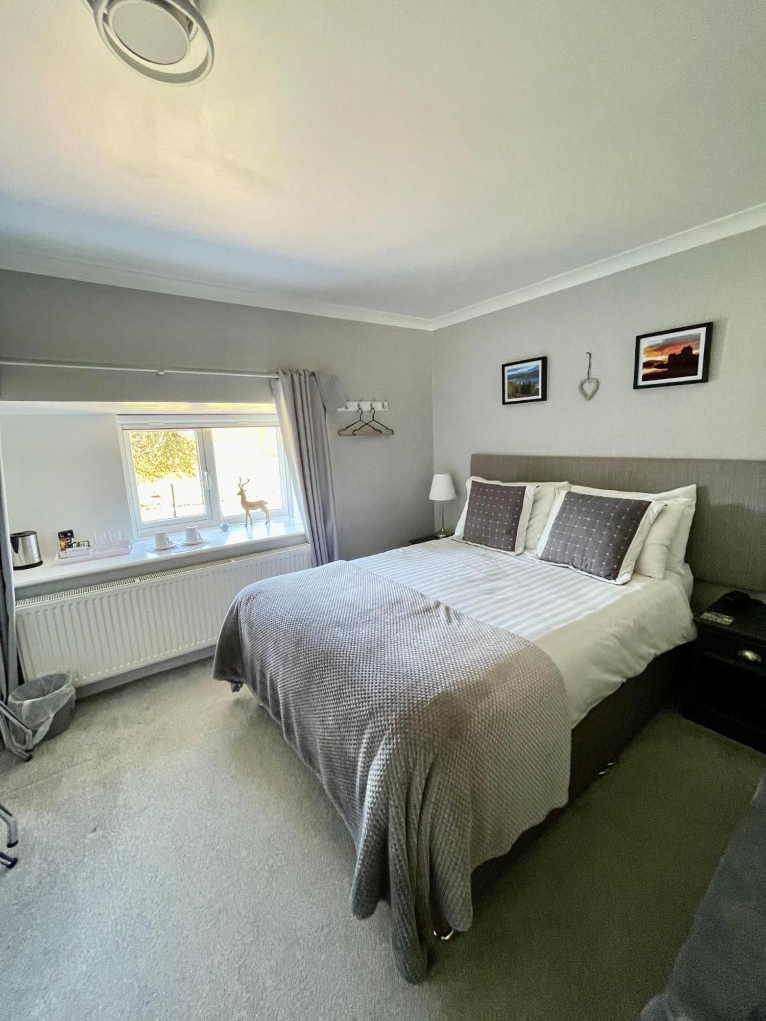 Lundie View B & B Invergarry Esterno foto